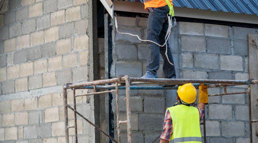 Expert flood damage restoration services in Mooreland, OK